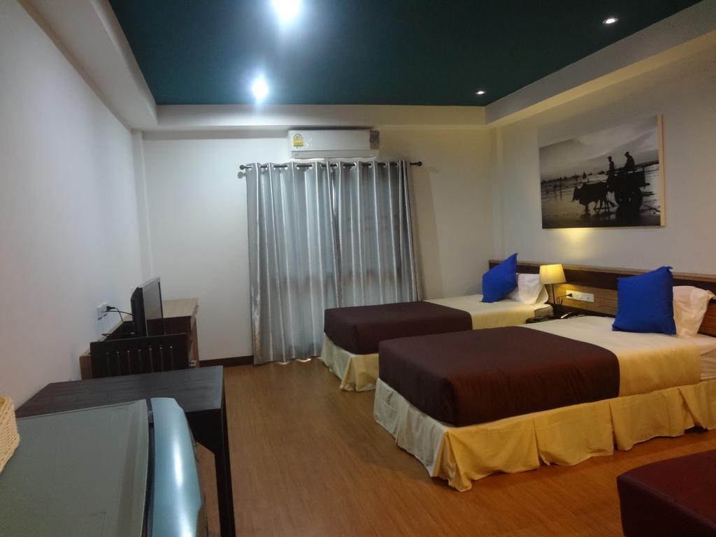 Sleep Tight Hotel Jomtien Beach Exteriör bild
